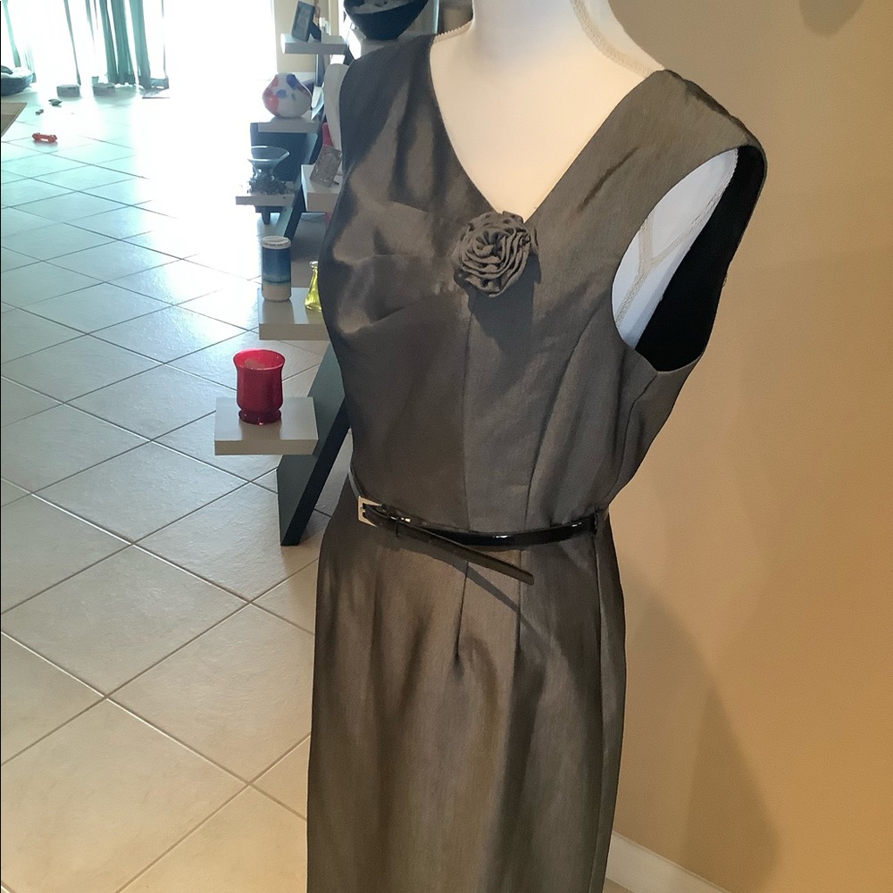 Studio I Dress - Picture 3 of 5